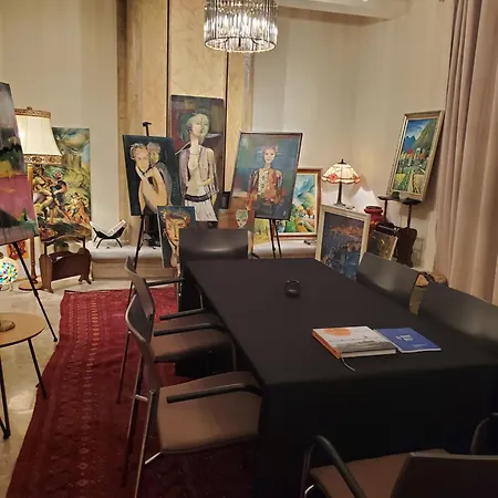 Niche Boutique 4* Τίρανα