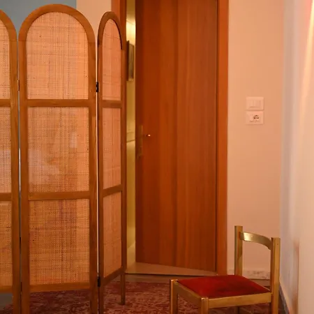 ホテル Niche Boutique ティラナ