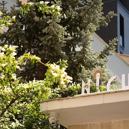 Ξενοδοχείο Niche Boutique 4*