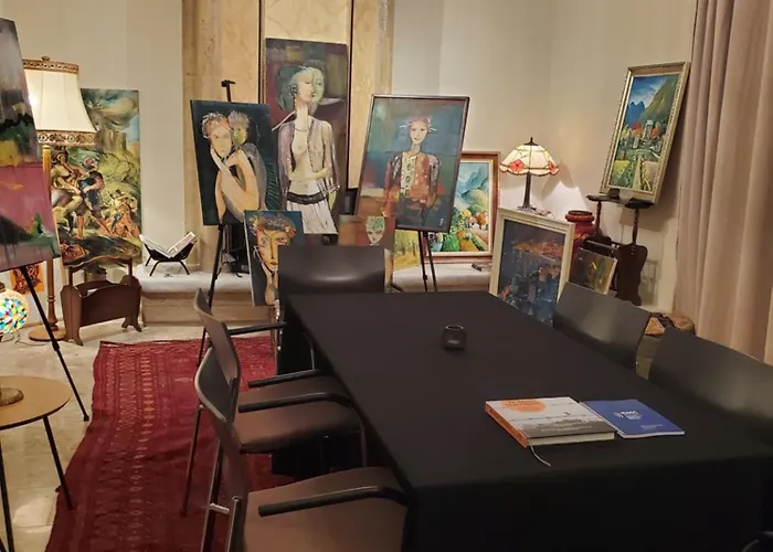 Niche Boutique 4* Тирана