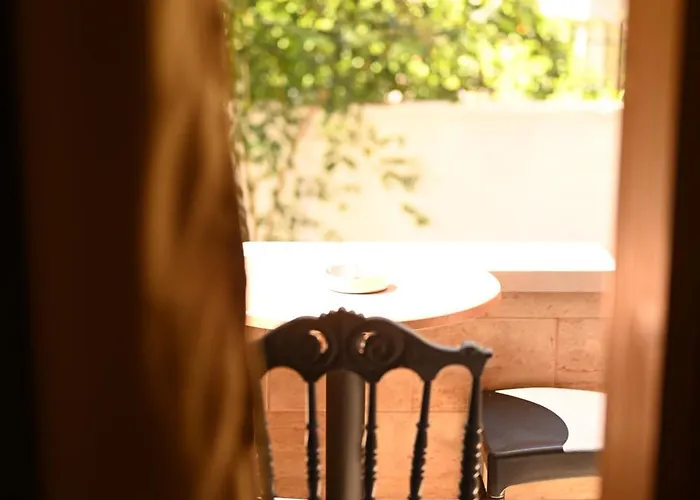 Отель Niche Boutique 4*